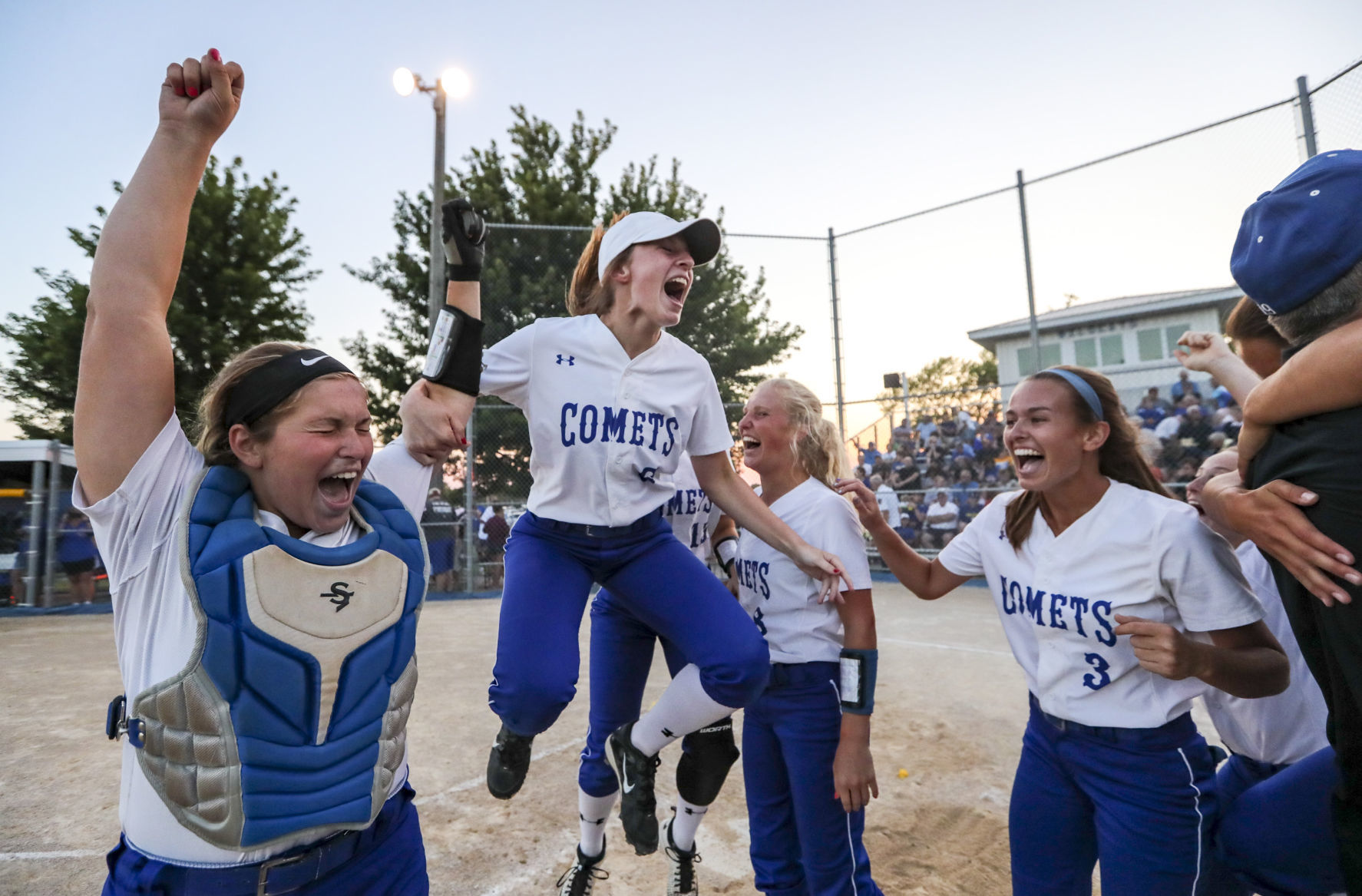 070618-qct-softball-semifinal-018